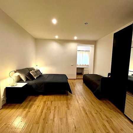 Valentine'S National Museum Apartments Praha Bagian luar foto
