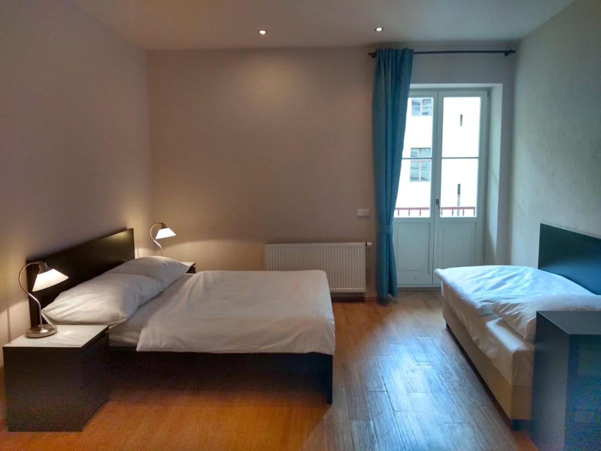 Valentine'S National Museum Apartments Praha Bagian luar foto
