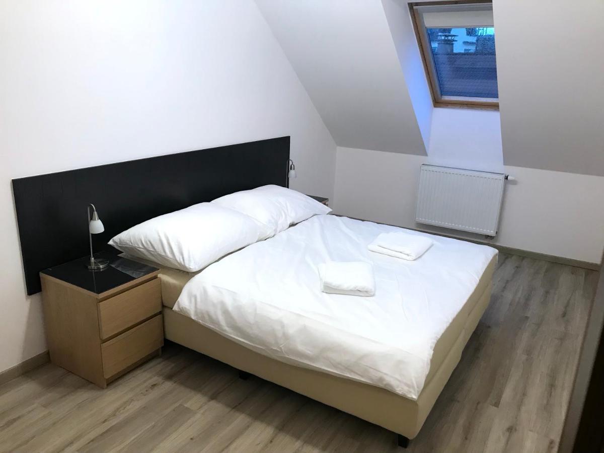 Valentine'S National Museum Apartments Praha Bagian luar foto