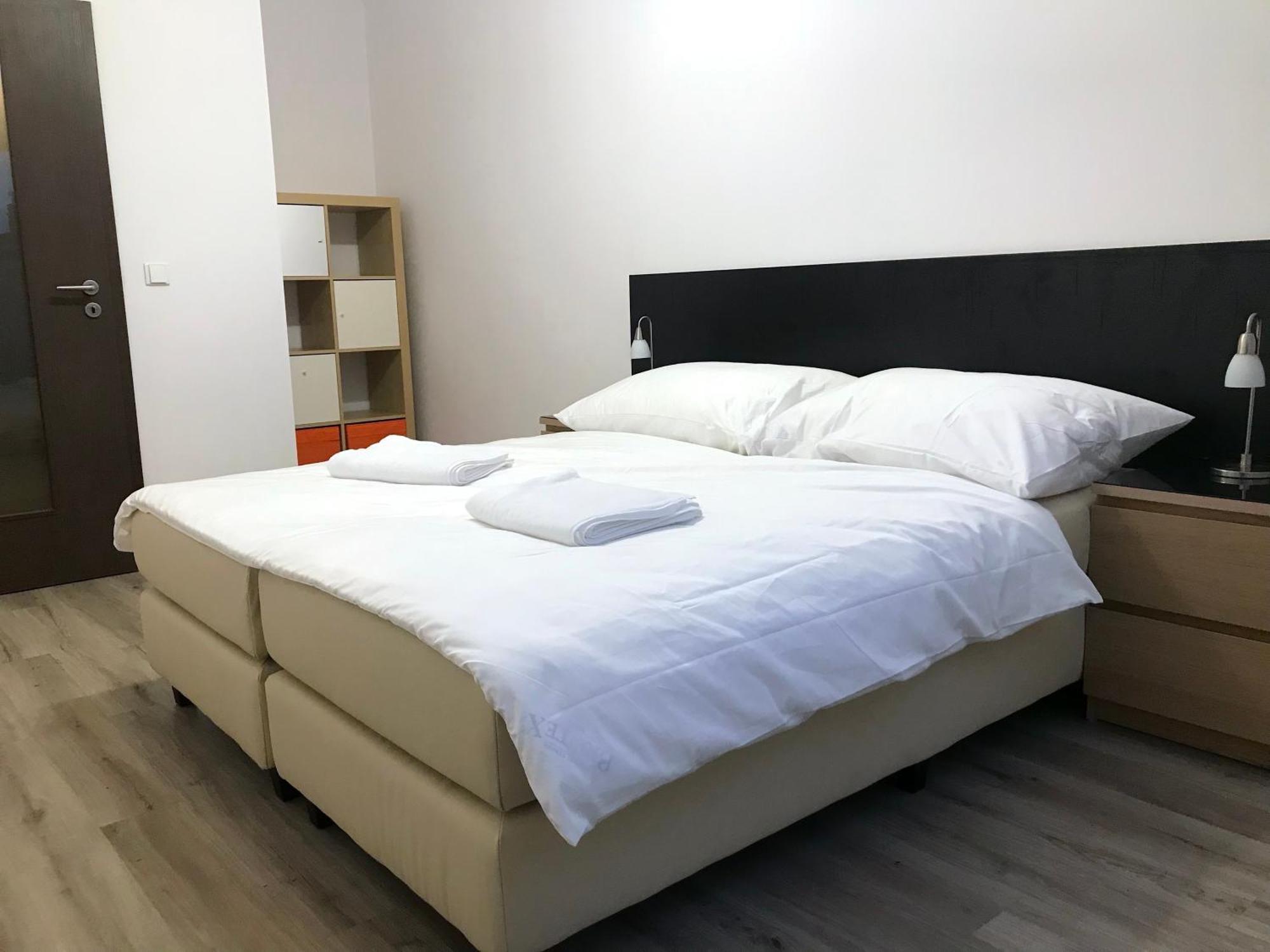 Valentine'S National Museum Apartments Praha Ruang foto